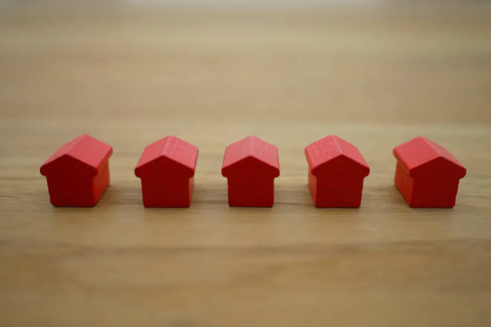 High mortgage rates in a low interest rate environment