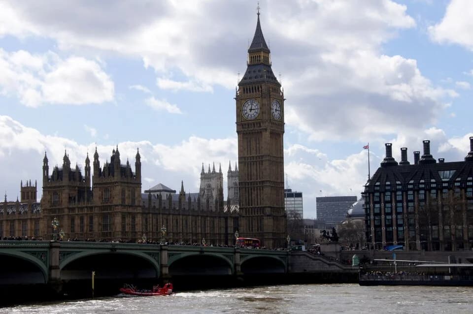 Why was the UK sovereign rating affirmed?
