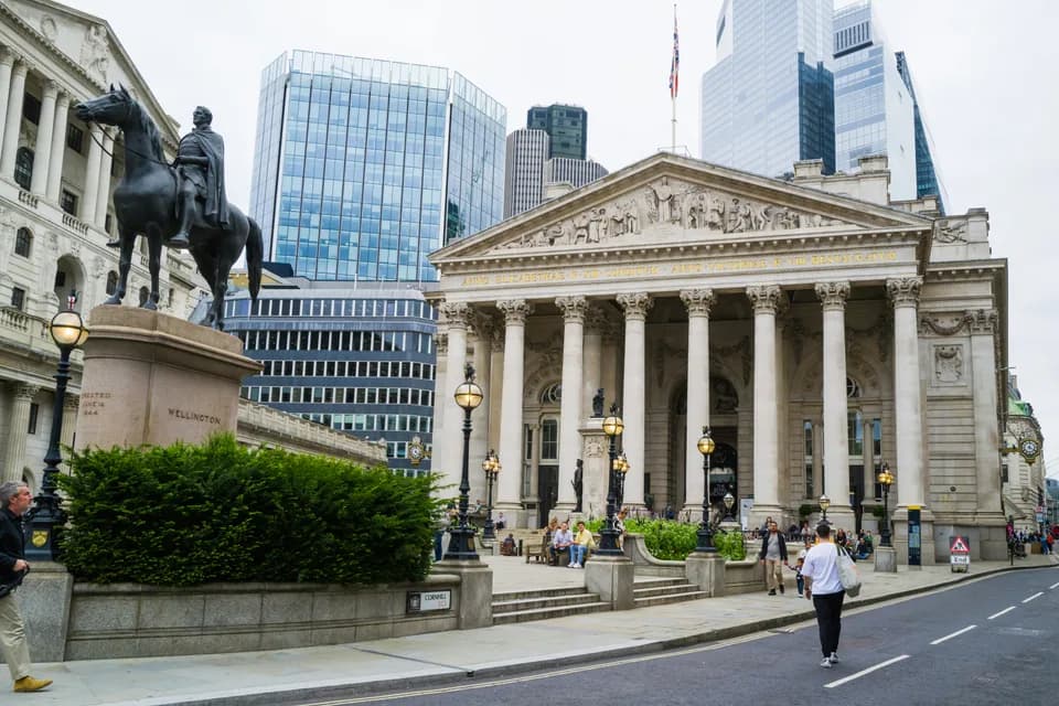 What Is the Impact of Higher Gas Prices on UK Inflation and Interest Rates?
