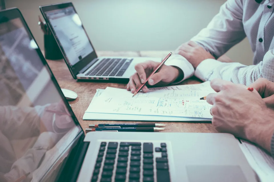 What Checks Should You Do Before Appointing a Contractor?
