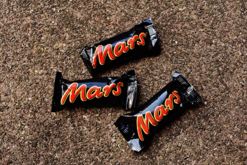 Inflation - Written in the Mars?