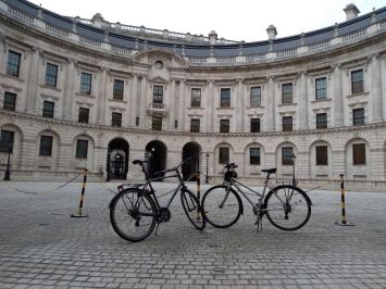 Can the Spring Statement Solve the UK’s Twin Deficits?